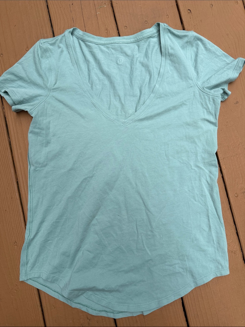 lululemon athletica Women's V-Neck Short Sleeve Tee - Aqua Blue
